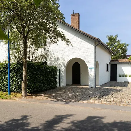 Vakantiehuis & Pool, Cleaning Included *